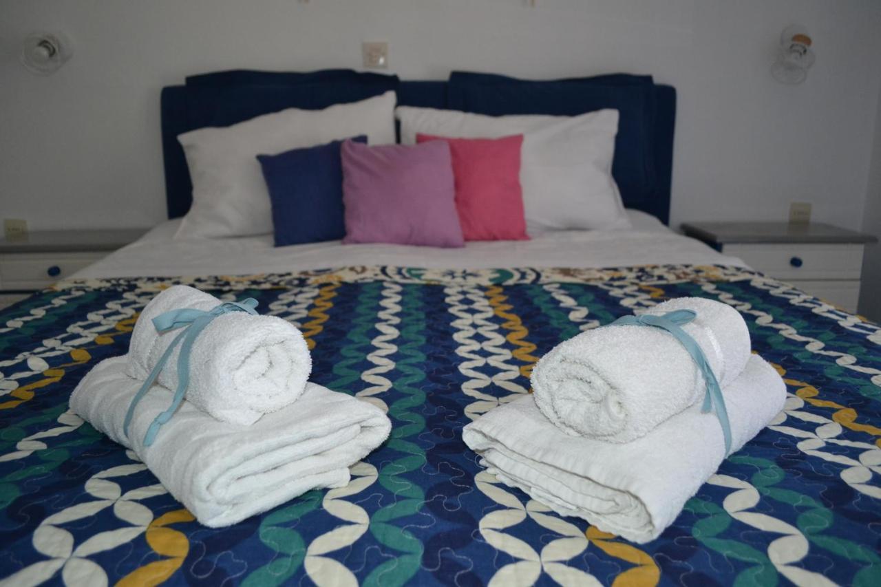 Evaliana Seaside Apartment PalaiónTsiflíkion Buitenkant foto