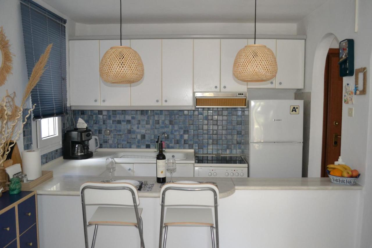Evaliana Seaside Apartment PalaiónTsiflíkion Buitenkant foto